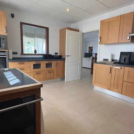 וילה Maringa - Family Friendly, Private Pool, Bbq, Amazing Views *